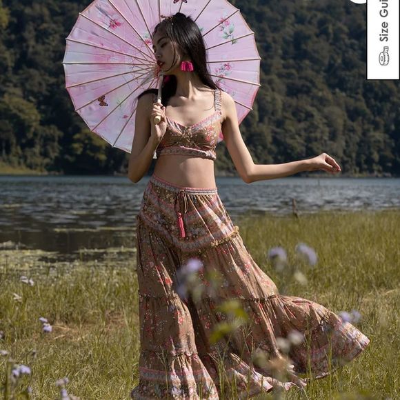 Tulle and Batiste boho crop top - Picture 3 of 10